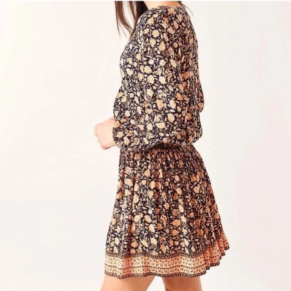 Faherty Montara Wonderlust Floral Long Sleeve Summer Dress in Dark Navy/Orange - Picture 6 of 10